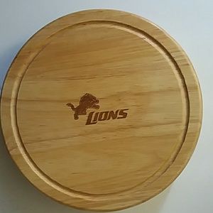 LIONS Picnic Time NFL Team Brie Cheese Set
